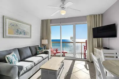 Image de Calypso 605 East - Oceanfront Master, chaises de plage