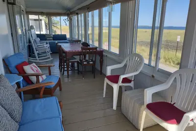 Image de Bord de l'eau avec vue sur l'océan / dunes de chaque chambre!