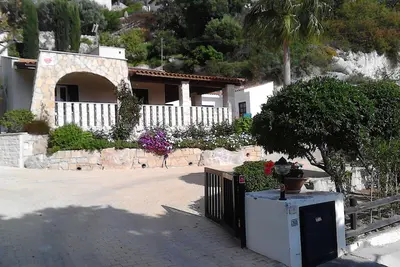 Single storey villa in Kamares Village, Tala, Paphos with private pool