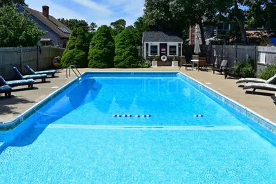 Image de 300 Yds À Ocean, Piscine, Nouvelle O \/ D Douche, 4 Lits, Spacieux. 67 Inman Rd #E