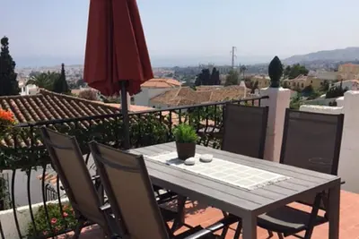 Image de Vue fantastique depuis la grande terrasse! Charmante maison à Nerja, Capistrano Village