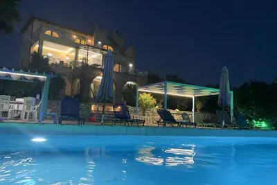 Image de Villa Elsie - luxueuse villa de 5 chambres avec vue sur la mer et piscine privée
