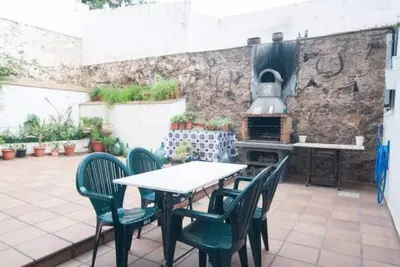 Image de Charmante maison avec patio à côté du  Park Güell