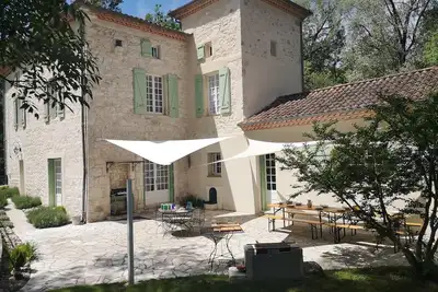 Image de Moulin avec 7 ch, 21pers, piscine chauffée, Spa et salle de jeux pleine nature