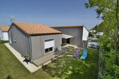 Image de Maison en Bois - Au Calme - Jardin Clos - Saint Pierre D’OLÉRON - 450m du marché