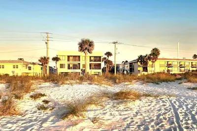 Image de Spacieux complexe résidentiel sur la côte du Golfe