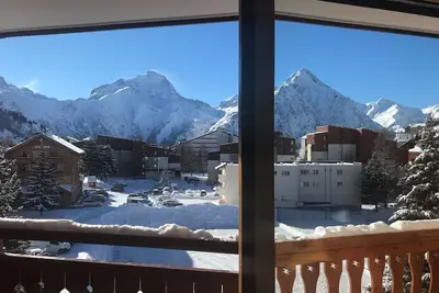 Image de Appartement plein sud, cosy, pied des pistes, école de ski, télécabine Jandri