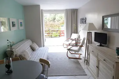 Image de Coquet appartement en rez en jardin dans résidence calme