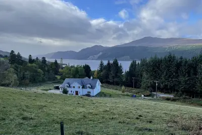 Image de Paix et tranquillité donnant Lochness - parfait pour les groupes ou les familles