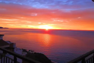 Fantastique appartement moderne avec vue sur la mer près de Nerja