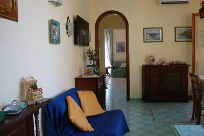 Image de Charmant appartement avec terrasse équipée Miles Quelques de Sorrente