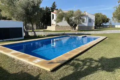Villa andalouse avec piscine privée sur un terrain de 2 000 mètres2,