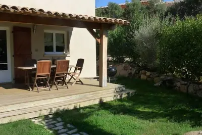 Image de Lecci: Rez de maison avec jardin