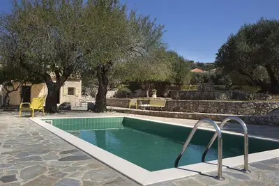 Image de Un fantastique cottage en pierre près de Fiscardo.