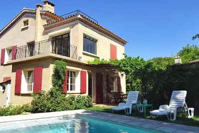 Image de Belle Villa PROVENÇALE tout Confort, 5min à pied Plage, jardin et Piscine PRIVÉE