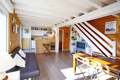 Image de Petite maison sympa, dans le Cap Ferret, pied de la plage océan, vue sur dunes