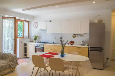 Image de Casescauri - Limoni, appartement dans une villa à 100m de la mer
