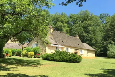 Image de Authentique Propriété à 10 min de Sarlat et Lascaux Iv avec Piscine chauffée