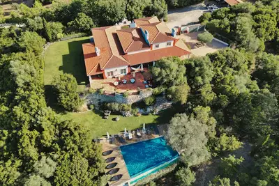 Image de St Antonio Arrabida-piscine salée-Tennis privée-proche des plages-35 mn lisbonne
