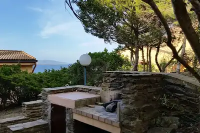 Maison indépendante avec vue sur la mer et avec jardin en Stintino