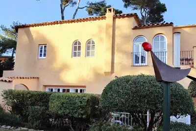 Image de Maison avec jardin à 30 mètres de la plage de sable de la Fosca.