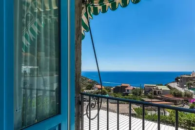 Appartement avec deux chambres et vue sur la mer