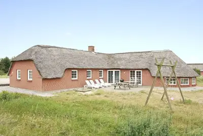 Image de Maison de vacances de luxe de première classe et économe en énergie avec piscine