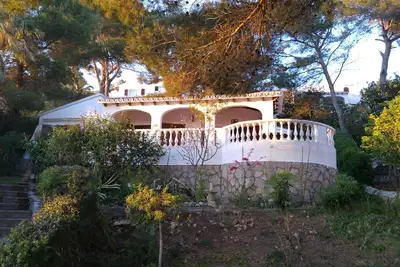 Près de plage et confortable, maison de vacances avec vue sur la mer