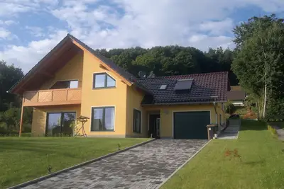 Image de Nouveau, moderne et calme appartement dans Nieste à Kassel