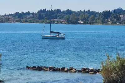 Unique view, private beach path, 5km from Corfu City, beautiful Corfiot villa.