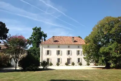 Image de Domaine de Viernave à Saint Cricq Chalosse dans les Landes Propriété de charme