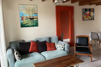 Image de 2 mn à pied plage de Nauzan, maison 2ch, terrasses, parking, Wifi, jardin clos
