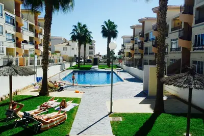 Image de appartement pour 4personnes 1. 9km de la mer au calme, 1. 9km de la mer + piscine