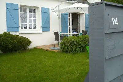 Face à l'anse du Pô, votre maison au calme, entre menhirs et plages