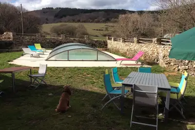 Image de Grande maison campagnarde du 19ème siècle entièrement rénovée avec piscine
