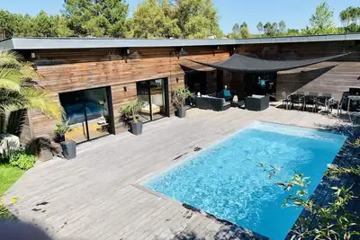 Image de Villa luxueuse, moderne, 10 p. , Clim, Pisc chauffée, Vélos à dispo, pr. plage\/golf