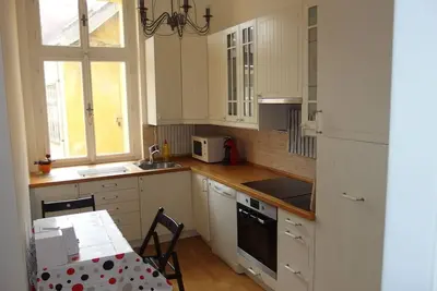 Image de Light & airy flat near city center\/Appartement lumineux dans le centre de Prague