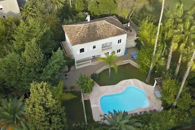 Image de Cannes Centre - villa provencale de grand confort et les plages à pied, piscine
