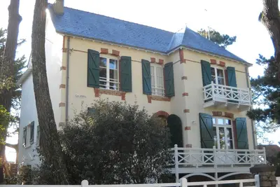Image de Maison de famille à 200m d'une immense plage de sable fin, tous commerces à pied