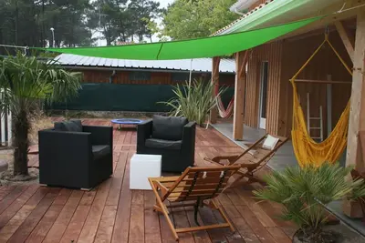 Image de Maison au bord du lac d'Hourtin : plus grand lac naturel d'eau douce de France
