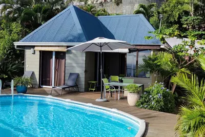 Image de Bungalow De Charme à Punaauia, avec vue de rêve sur Moorea