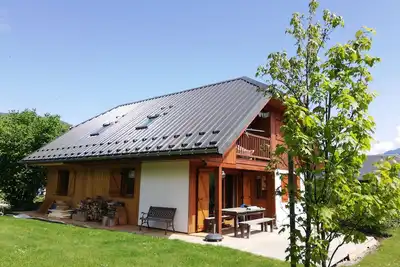 Image de Beau chalet moyenne montagne vue magnifique, calme, Savoie, Bauges