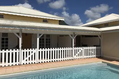 Image de Studio entre mer et montagne tt confort calme et sécurisé terrasse sur piscine