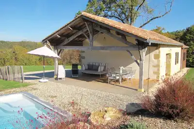 Image de Maison individuelle en campagne avec piscine privative en Périgord à Monpazier