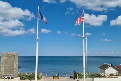 Image de Villa Front de Mer Sword Beach - tout Confort 10 Personnes + Spa privé 5 places
