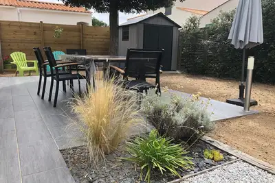 Image de Maison au bord de mer et en lisière de forêt