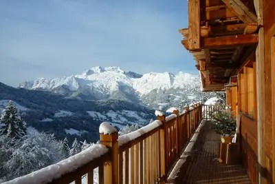 Image de Chalet de charme plein sud - Sauna Spa - 12 personnes