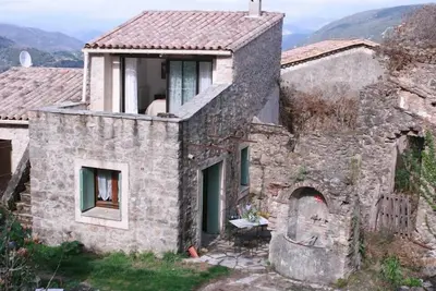 Image de Petit gite dans une vieille maison cevenole chaleureuse et agreable