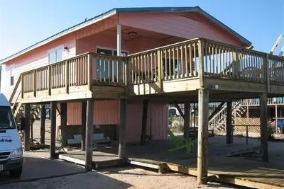 Image de Fish Haven-Deep Water-Dock-Best Views-Peaceful-Linens Furnishe