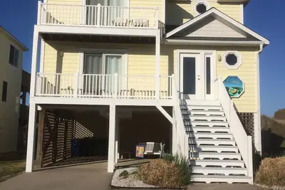 Image de Oceanfront, piscine, bain à remous, 6 chambres, 5 et 1/2 salles de bains, télésiège pour handicapés, Mp10